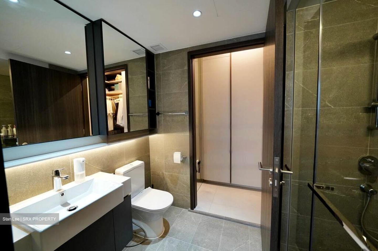 Riverfront Residences (D19), Apartment #458534291